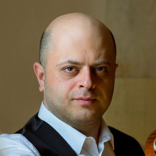 Alexander Chaushian · Classic Cello Artistic Director · Classic Cello · International Competition