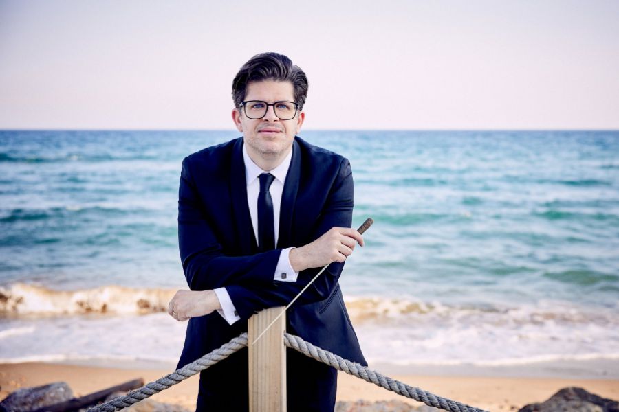 Conductor-in-Residence · Classic Cello · International Competition © Michal Novak